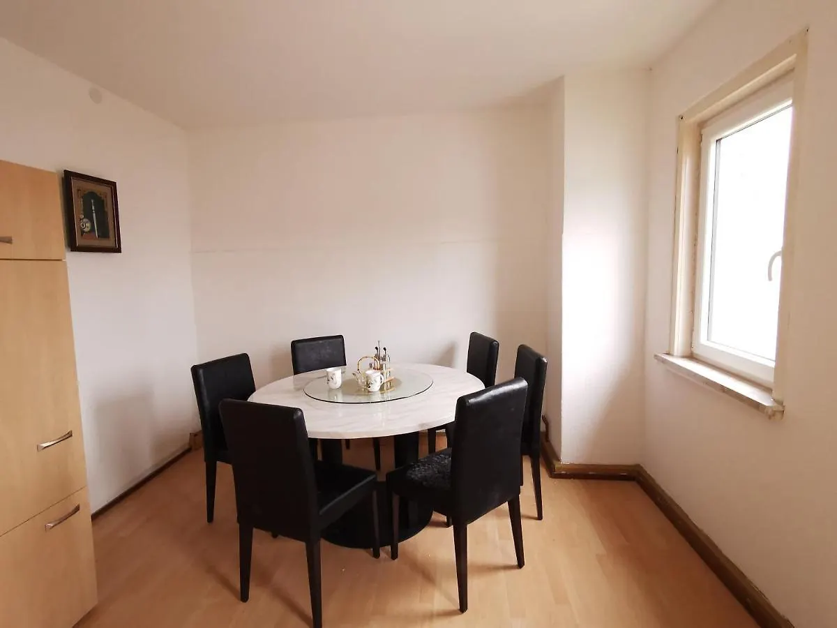 Guest house Pension Xiang-Ming Lohr am Main