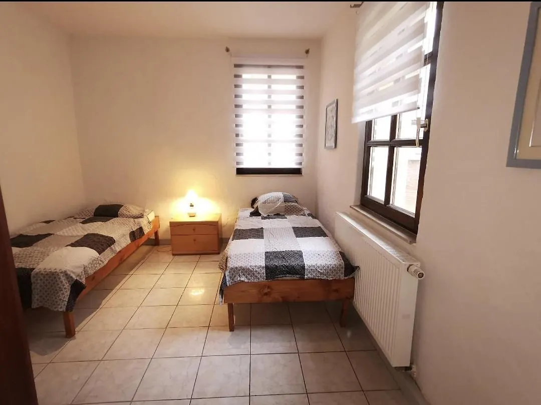 Pension Xiang-Ming Lohr am Main Guest house
